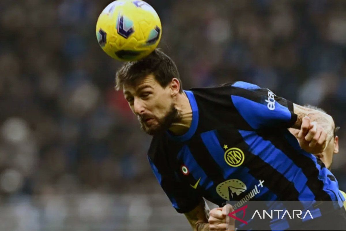 Francesco Acerbi dicoret dari timnas Italia karena dugaan rasialisme