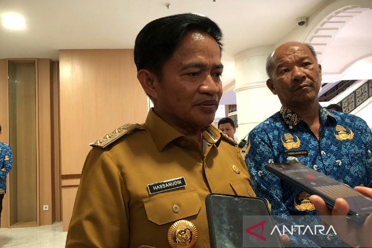 Pj Gubernur minta OPD Pemprov Sumut tidak bermain dengan  hukum