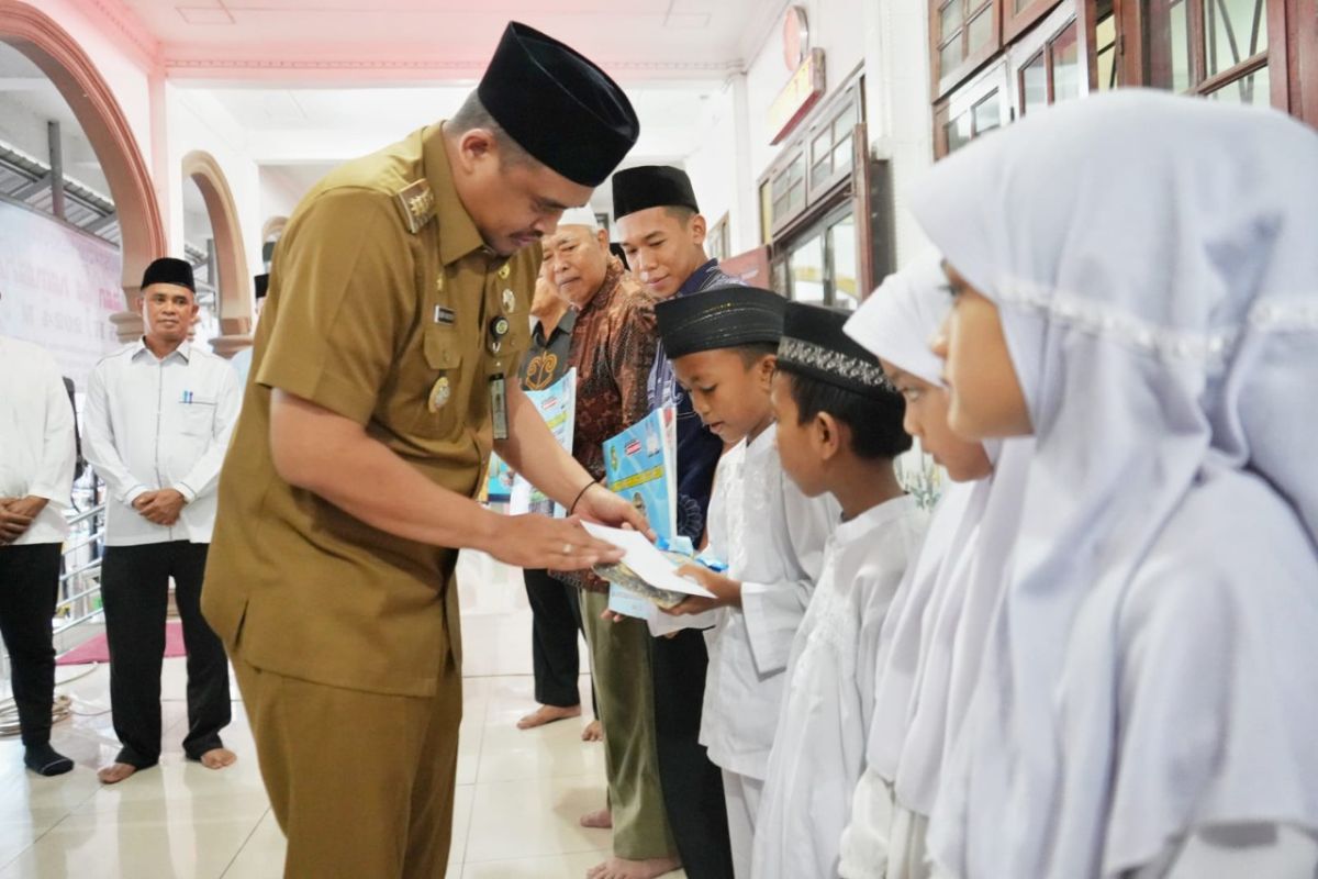 Bobby Nasution lakukan Safari Ramadan ke Masjid Al Mustaqim Helvetia