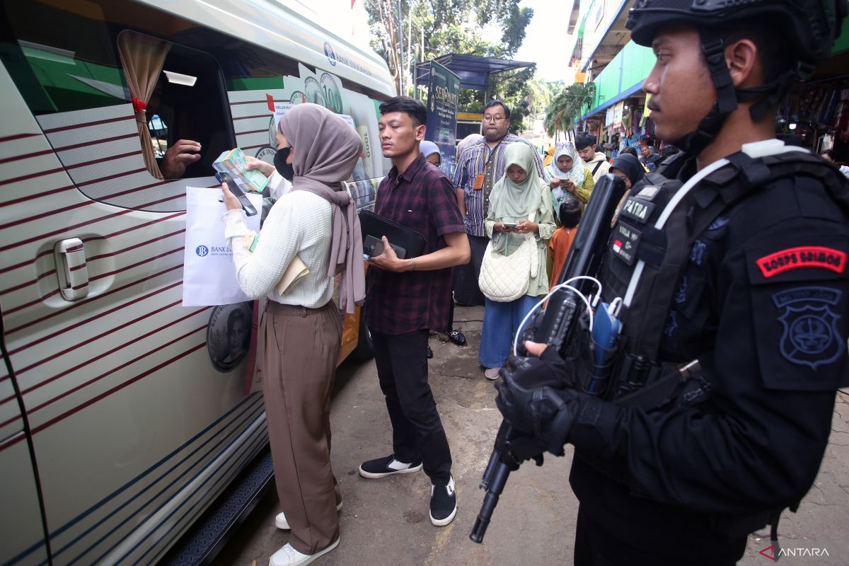 Panduan tukar uang baru di kas keliling Bank Indonesia dan bank umum