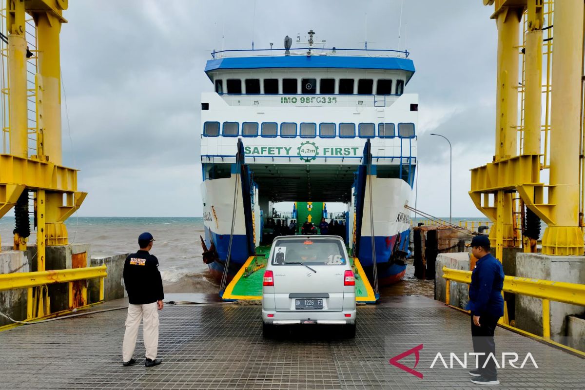 Kapal feri rute Situbondo-Madura-Lembar siap layani angkutan Lebaran 2024