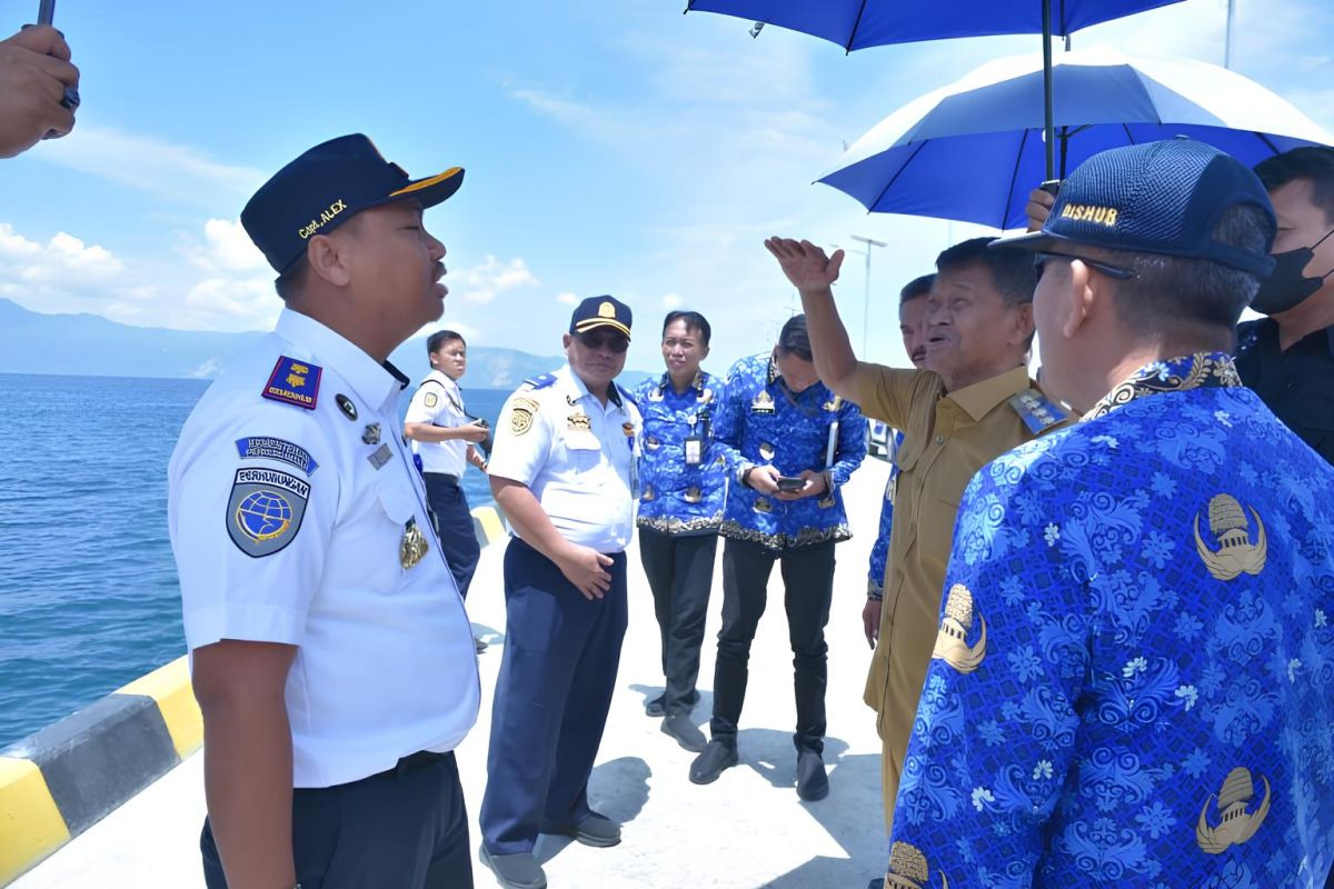 Gubernur Sulteng tinjau progres pembangunan Pelabuhan Wani dan Donggala