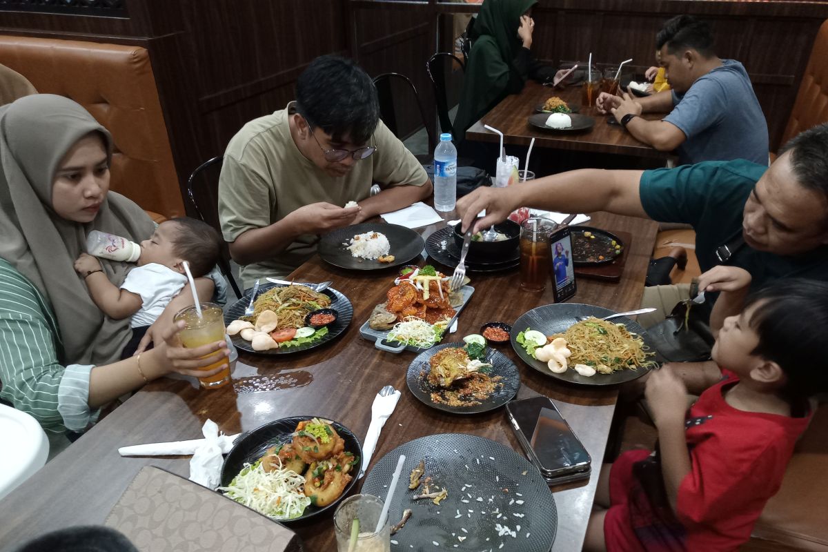 Pajak restoran di Mataram berpotensi meningkat selama Ramadhan