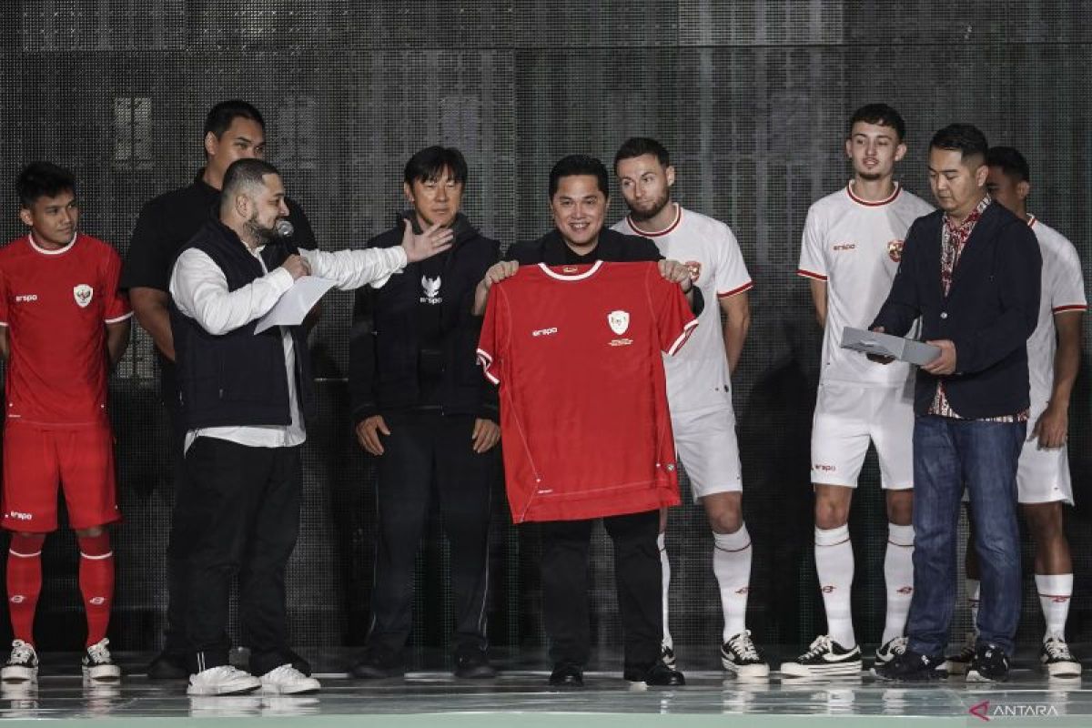 Tren kaos sepak bola dan era perubahan konsumen