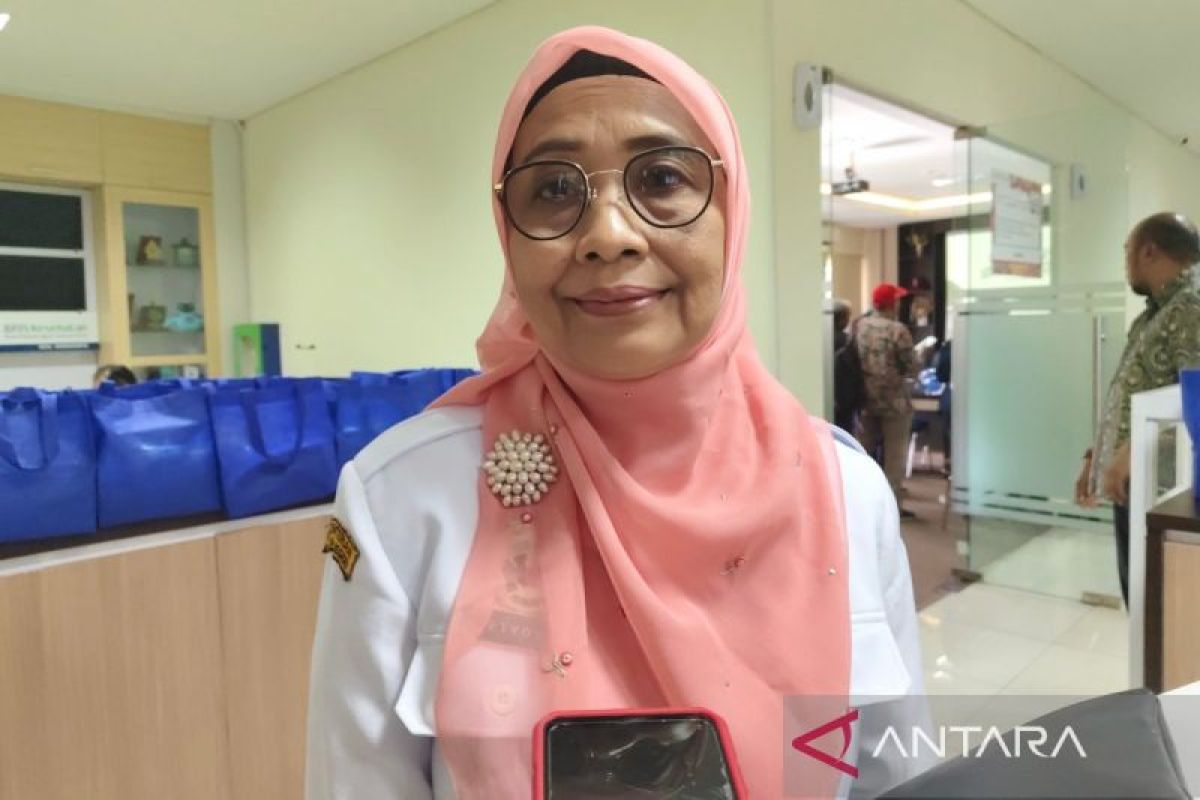 Pemkot Surakarta bantah bangsal anak di RS penuh pasien DBD