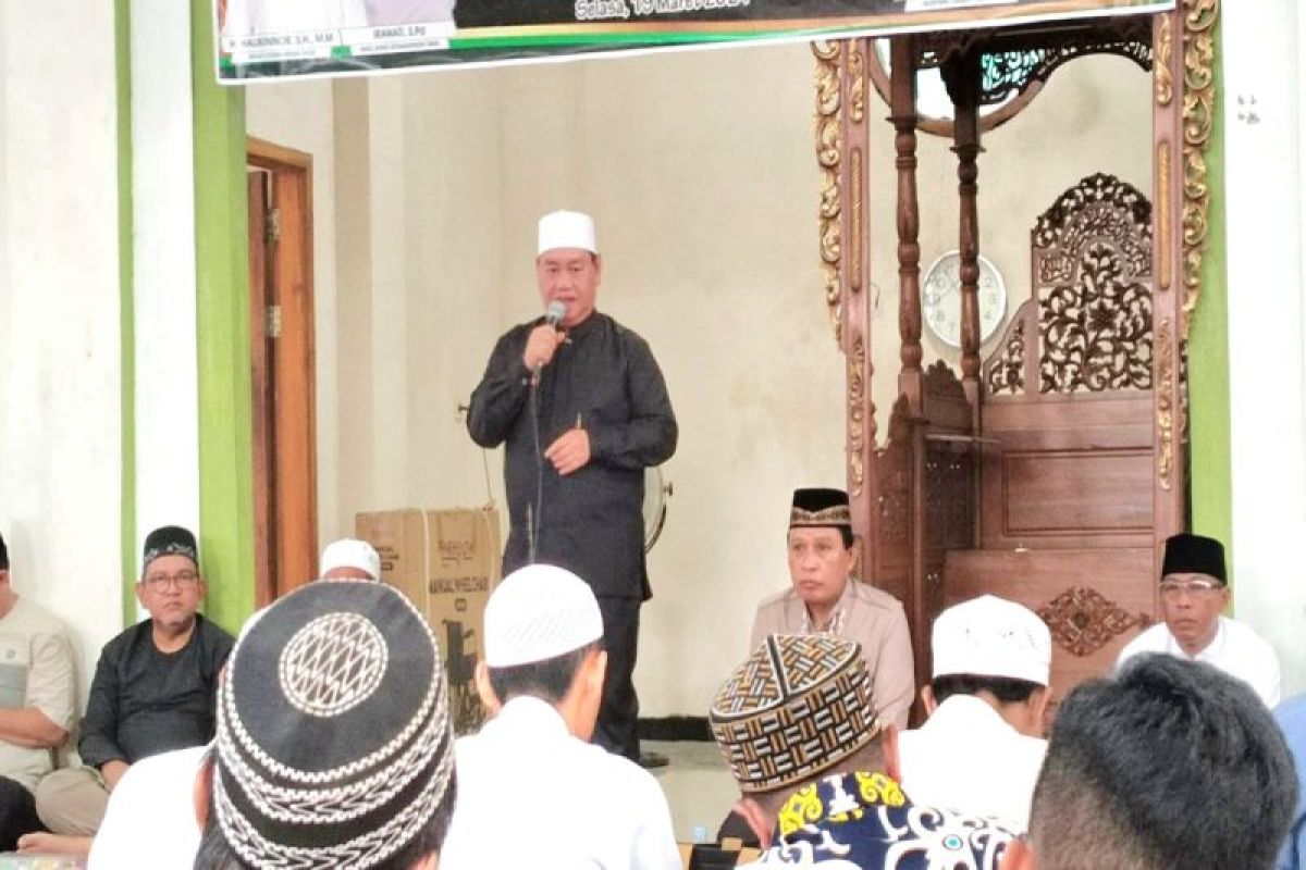 Safari Ramadhan di Telawang, Bupati Kotim singgung kewajiban plasma