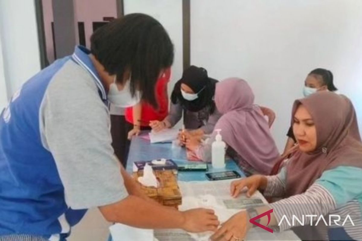 BNN Maluku lakukan tes urine 20 Warga binaan LPP kelas III Ambon
