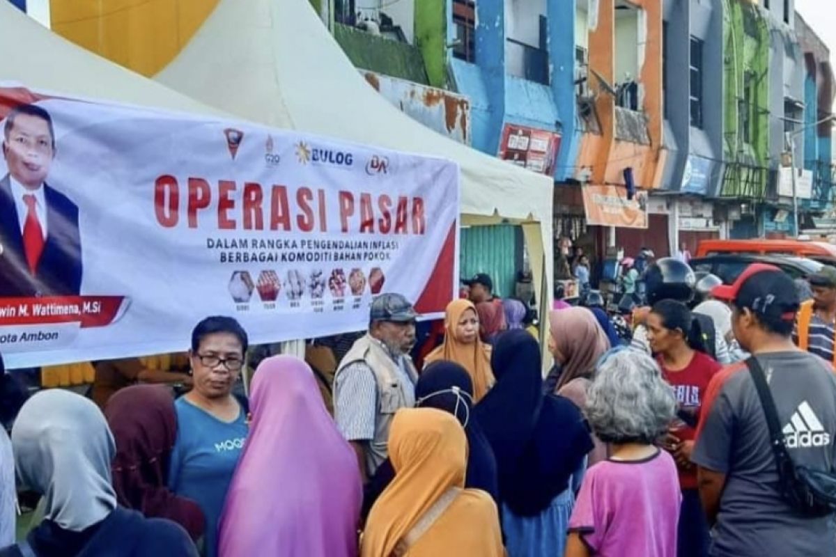 Pemkot Ambon berikan subsidi kepada warga kendalikan kenaikan harga beras