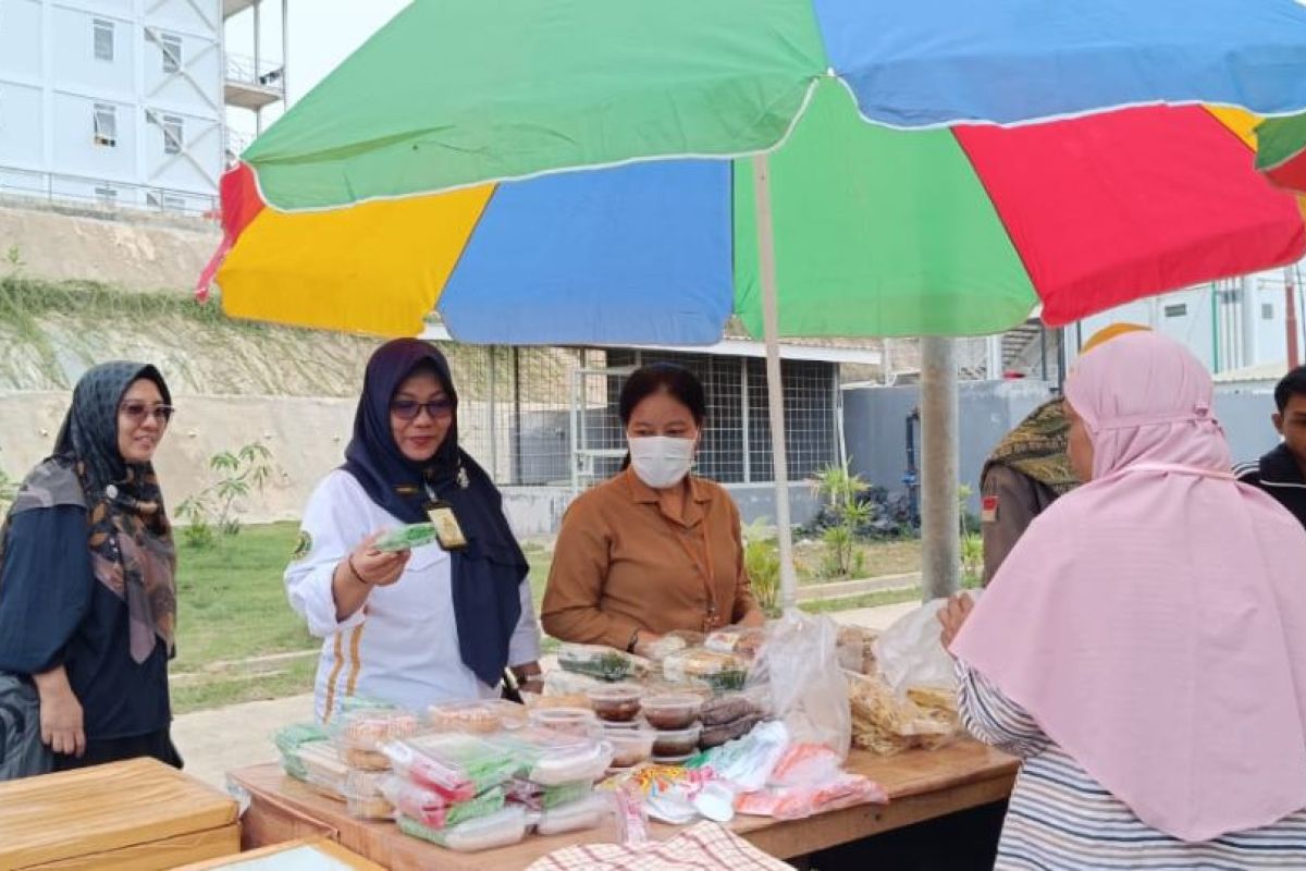 OIKN edukasi petugas kesehatan-kantin HPK Nusantara