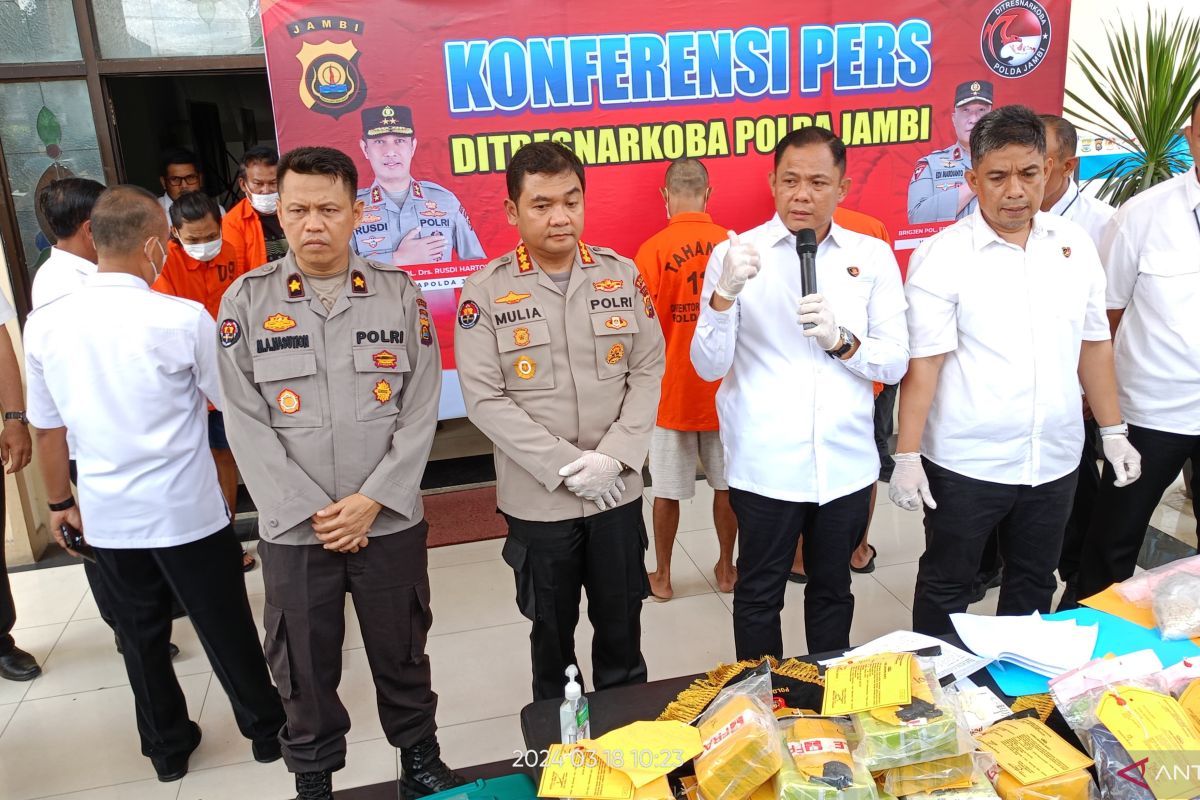 Polda Jambi ungkap kasus penyeludupan sabu 2,9 kg