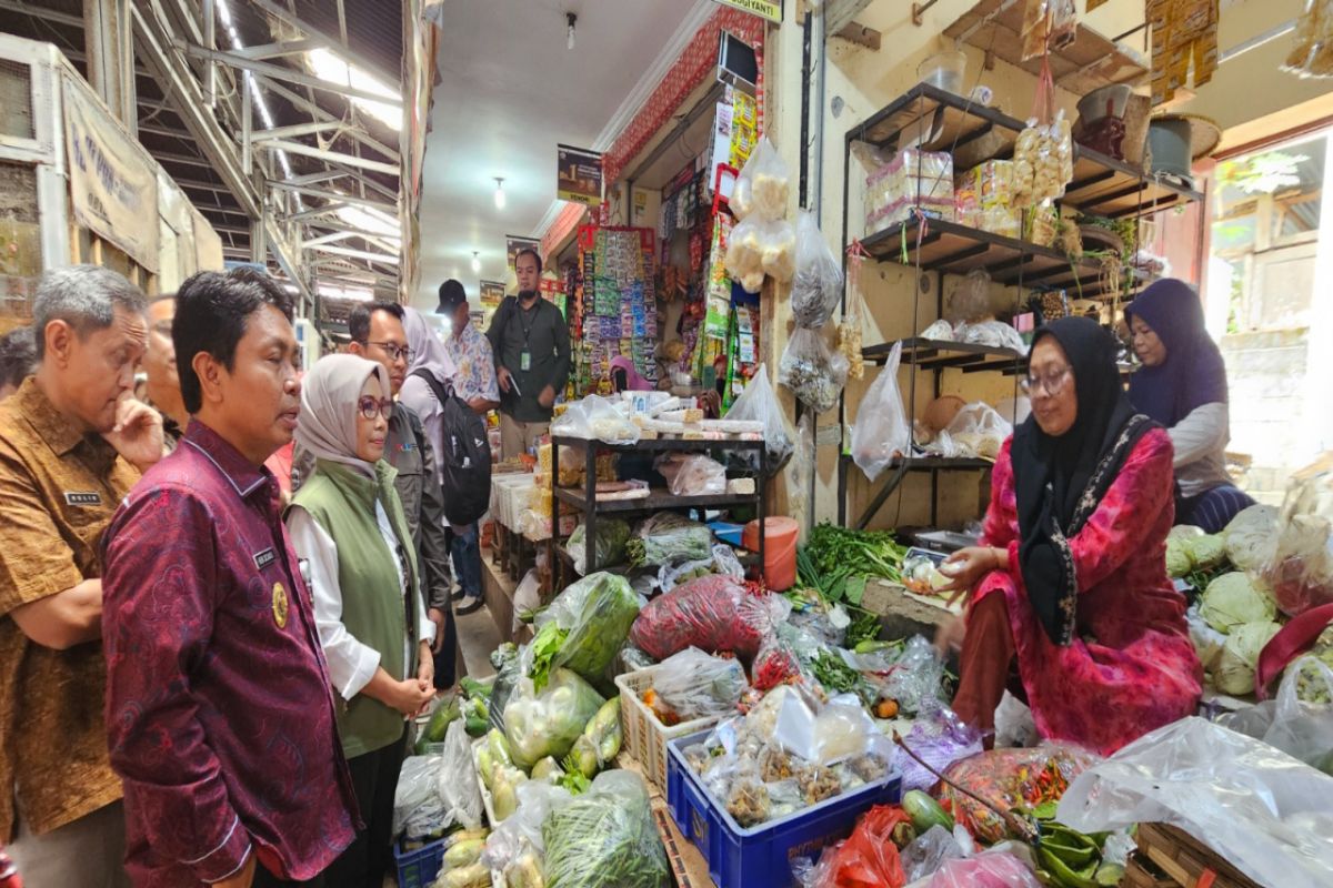 TPID DIY pantau kebutuhan pokok di Pasar Ngawu pastikan stok aman