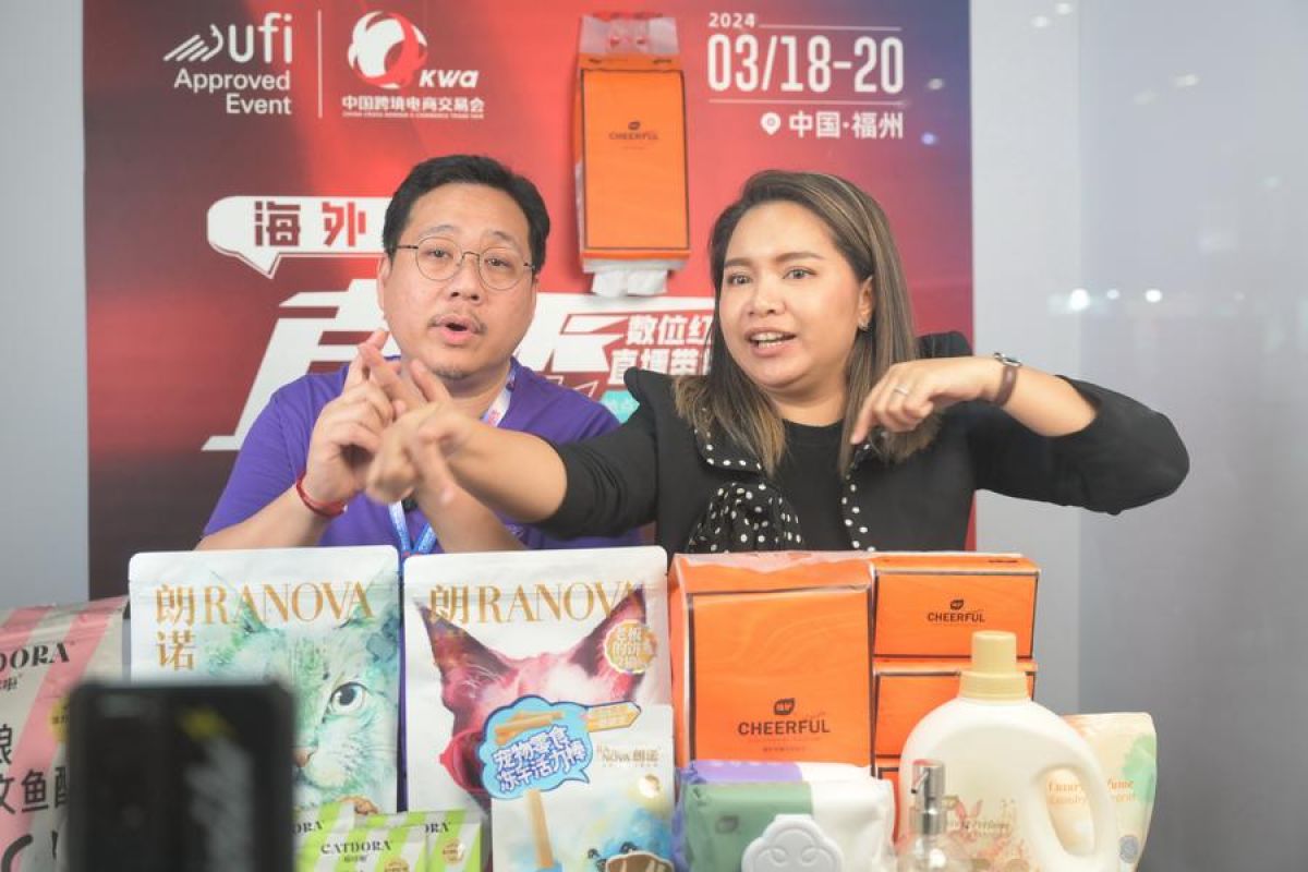 Livestreamer Asia Tenggara bersinar di pameran perdagangan di Fuzhou