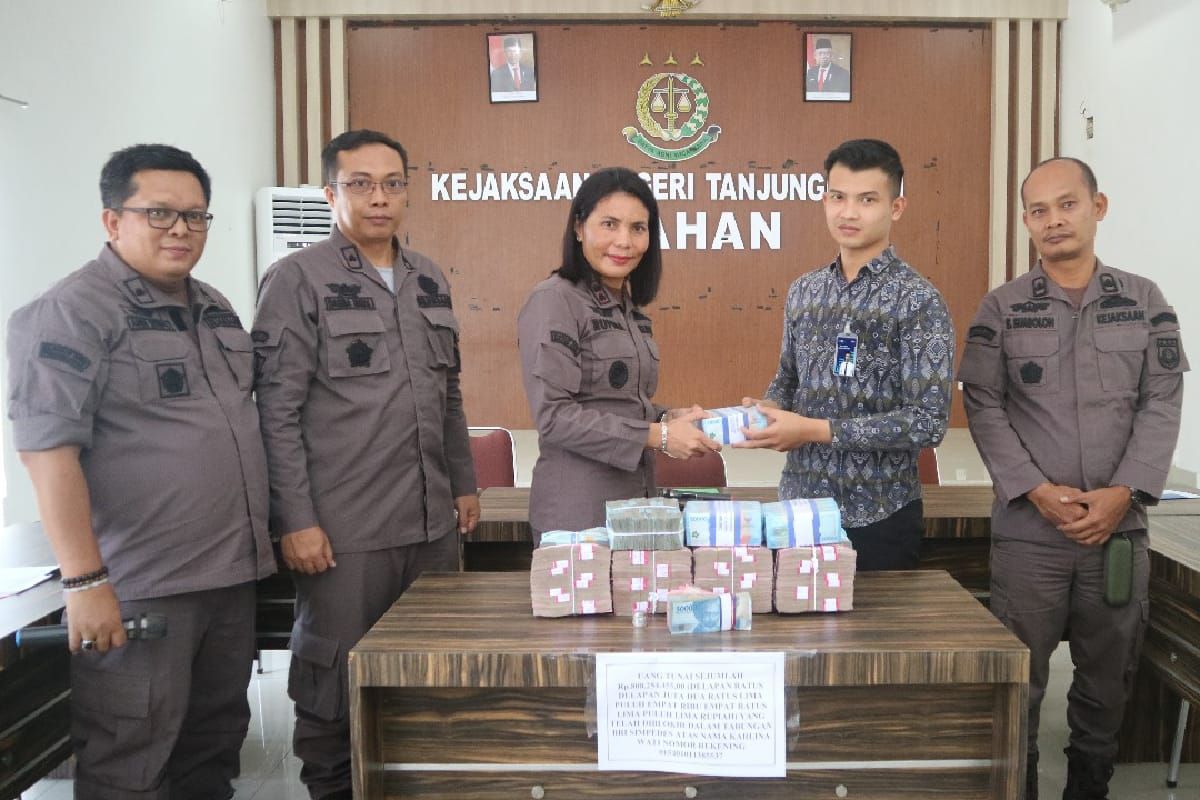 Kejari Tanjungbalai eksekusi Rp808 juta terkait perkara TPPU dari narkotika