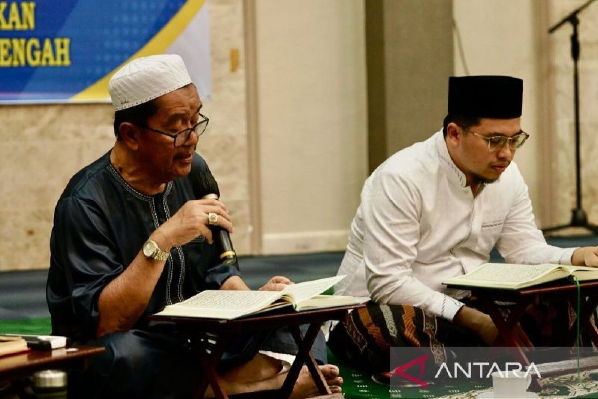 Bupati HST ingin SKPD jaga tradisi Tadarus Al Quran tiap Ramadhan