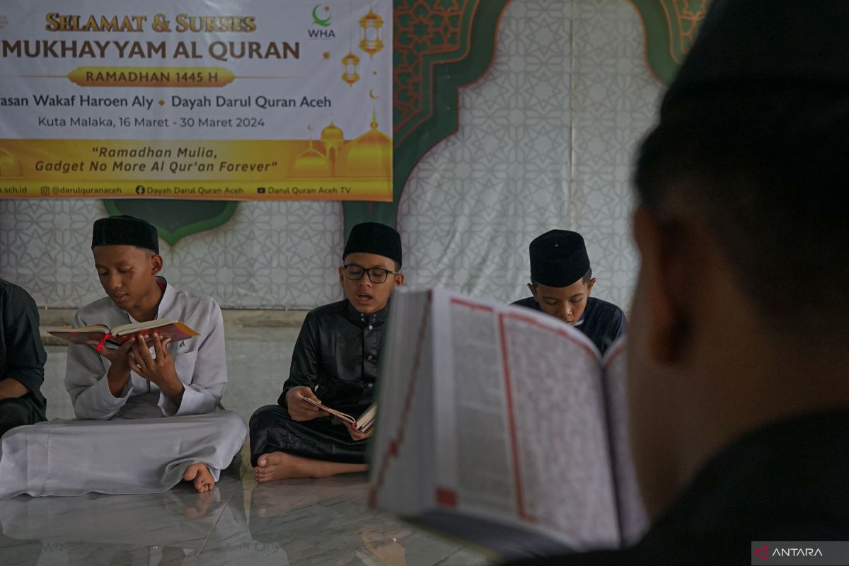 FOTO - Kemah Al Quran untuk kejar target hafalan