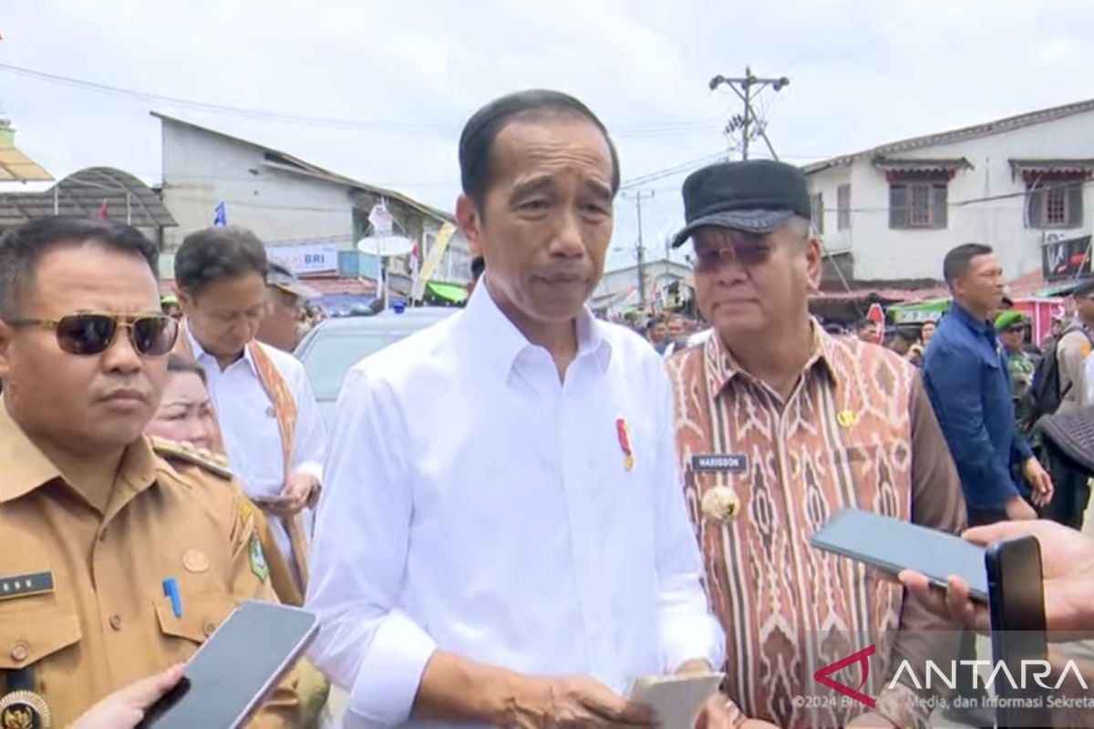 Presiden Jokowi sebut harga pangan di Kalimantan relatif sama dengan di Jawa