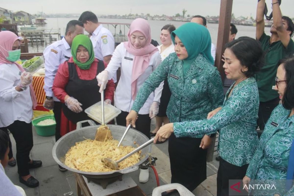 PKK Kalbar promosikan kuliner lokal di bulan Ramadhan