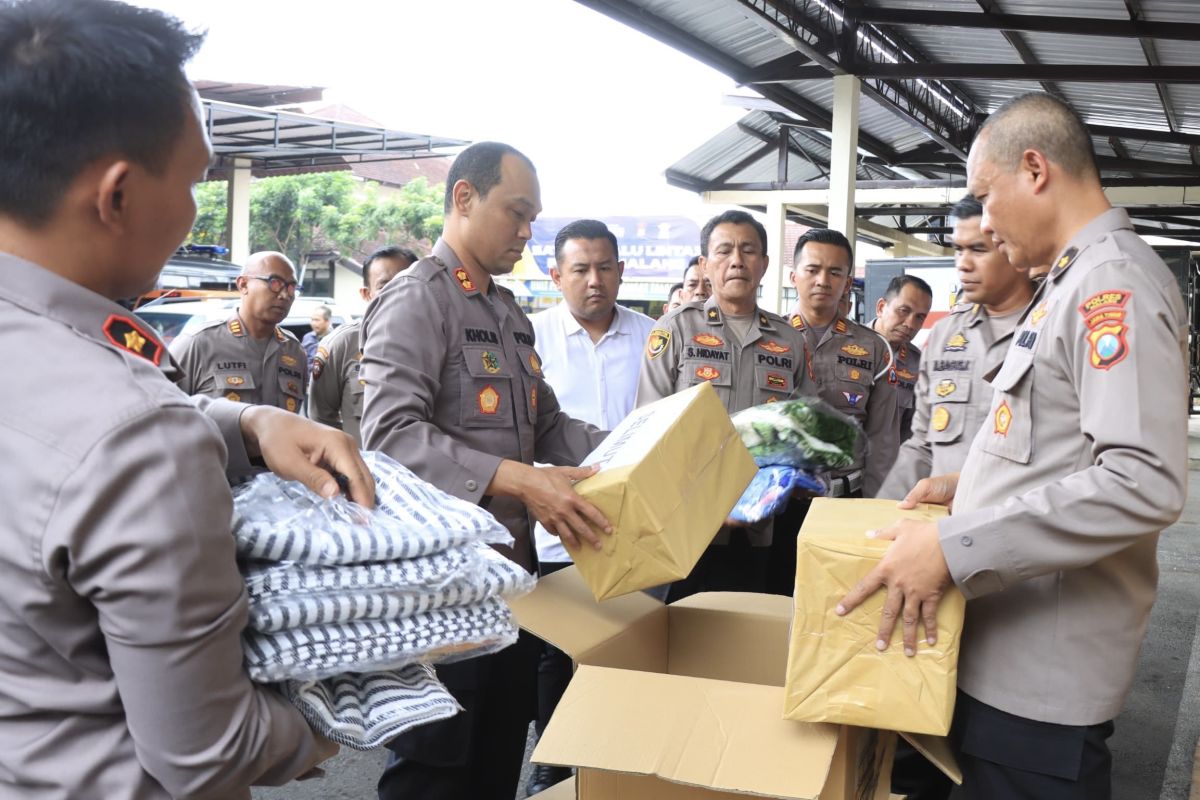 Polres Malang kirim bantuan untuk korban banjir Demak dan Kudus