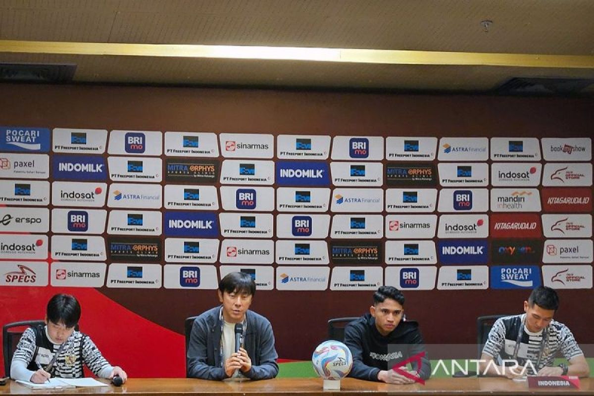 Shin Tae-yong akui permainan timnas pada babak pertama kurang kompak