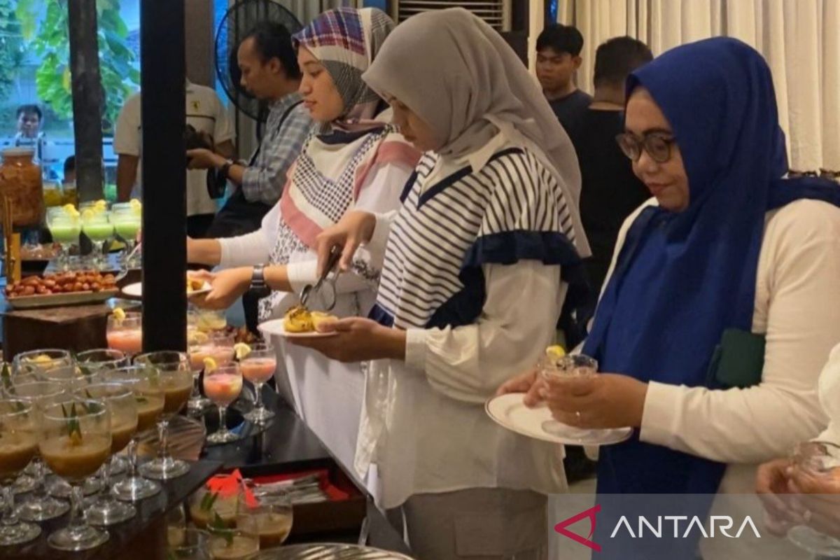 Nikmati iftar Pak Rahman di Sahid Lippo Cikarang