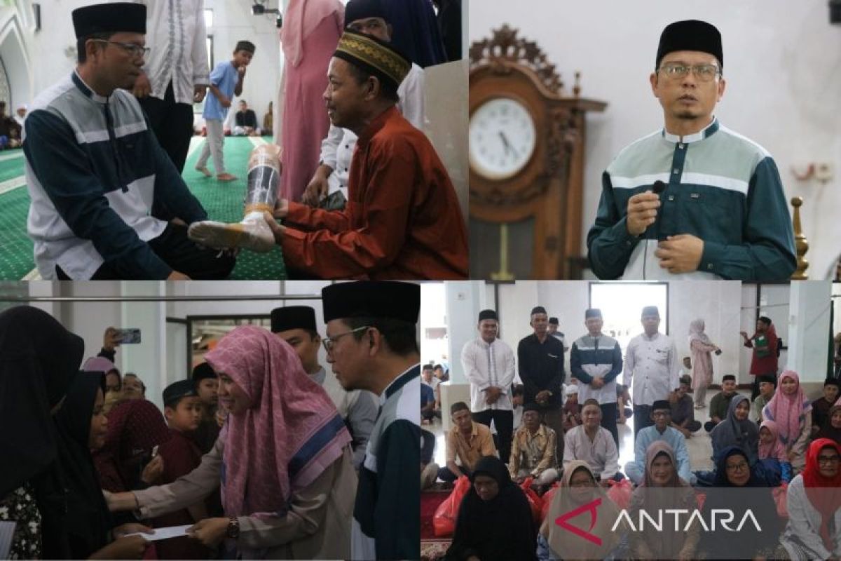 Bupati Bangka Tengah salurkan bansos dalam Safari Ramadhan