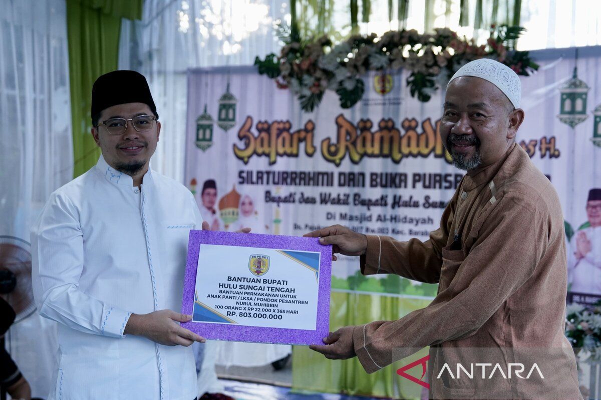 Pemkab HST salurkan bantuan Rp1,37 miliar ke pondok pesantren