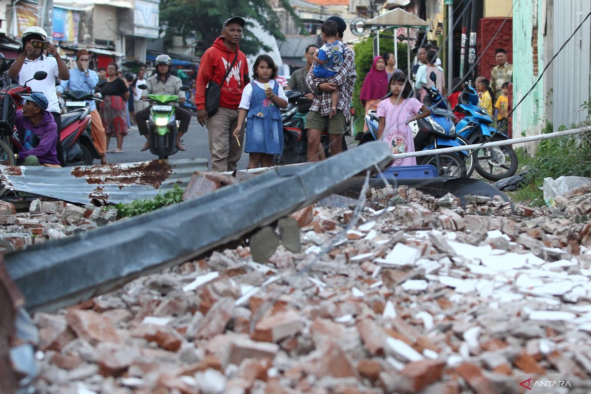 BPBD Jatim data kerusakan bangunan akibat gempa di Tuban