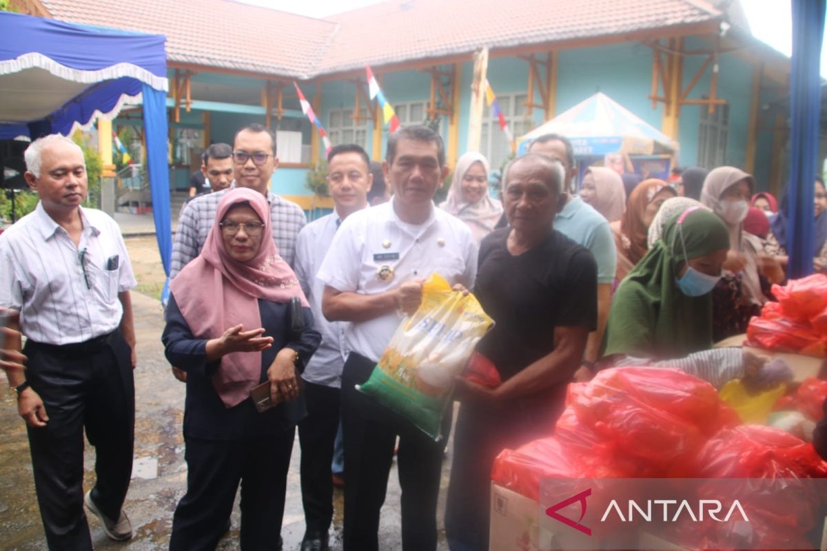 Pemerintah Kota Pontianak hadirkan pasar murah bantu warga jelang Lebaran 2024