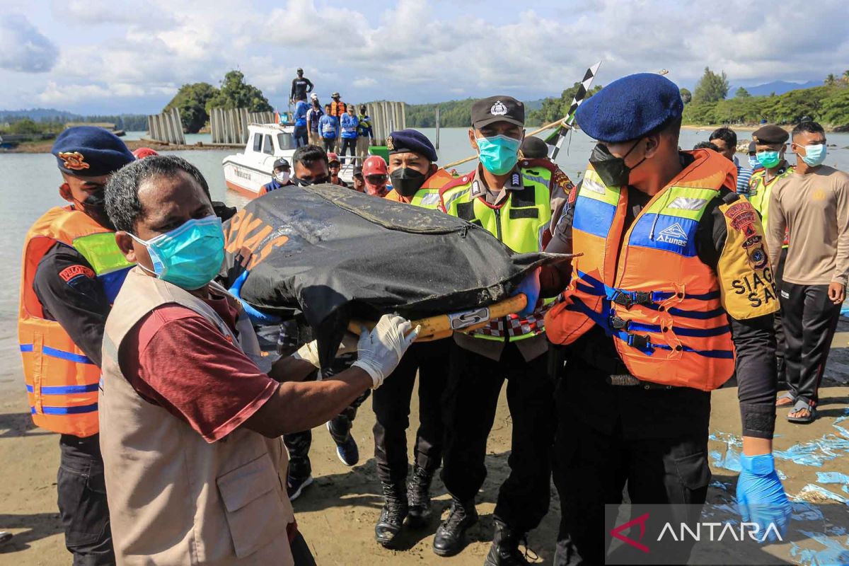 Dua Jenazah Imigran Etnis Rohingya Dievakusi Di Aceh Jaya Antara News