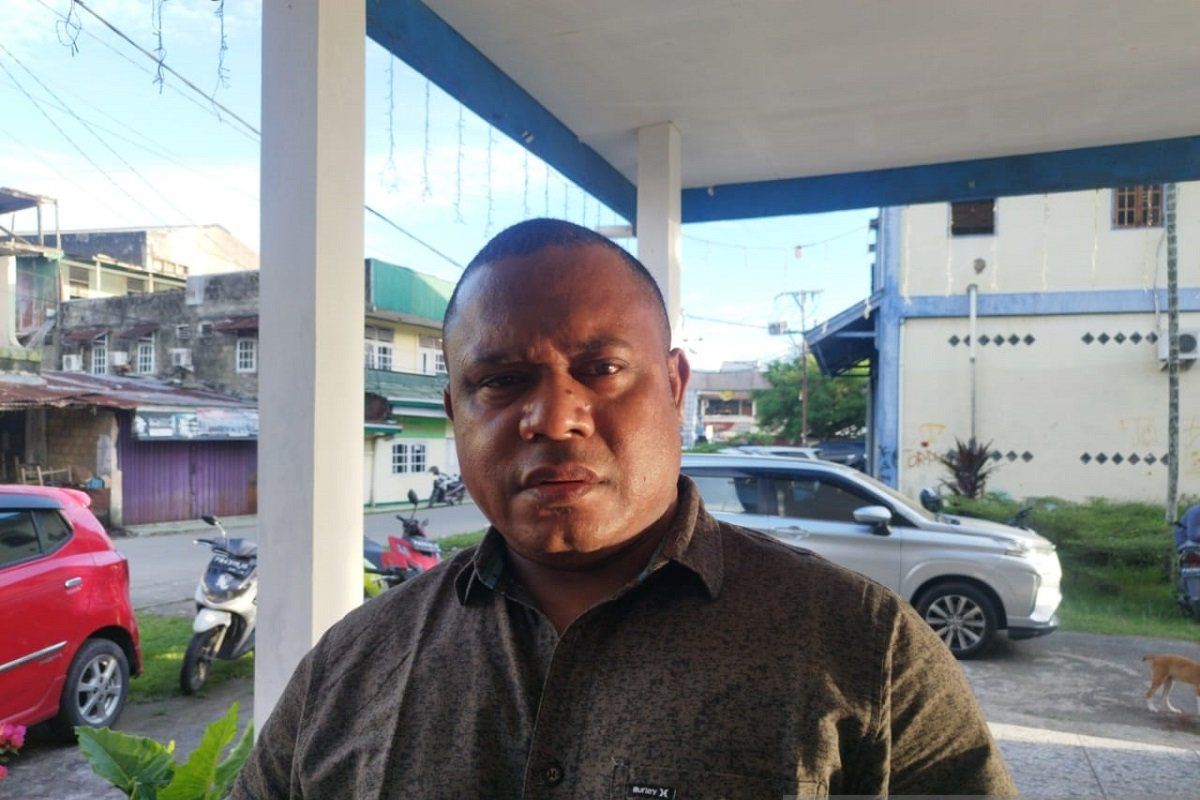 Pemerhati di Papua harap gaji pegawai kontrak dibayar sesuai aturan