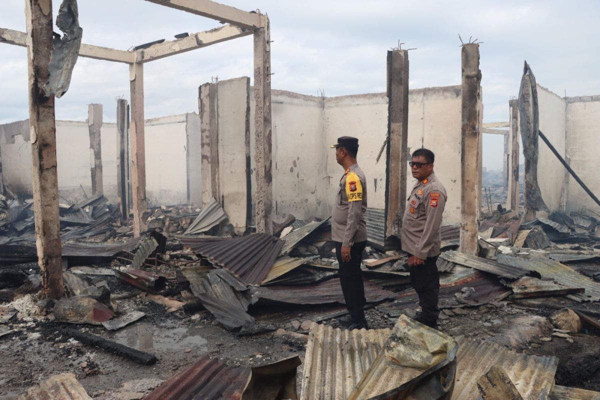 Polres  Haltim dirikan posko korban kebakaran Pasar Buli