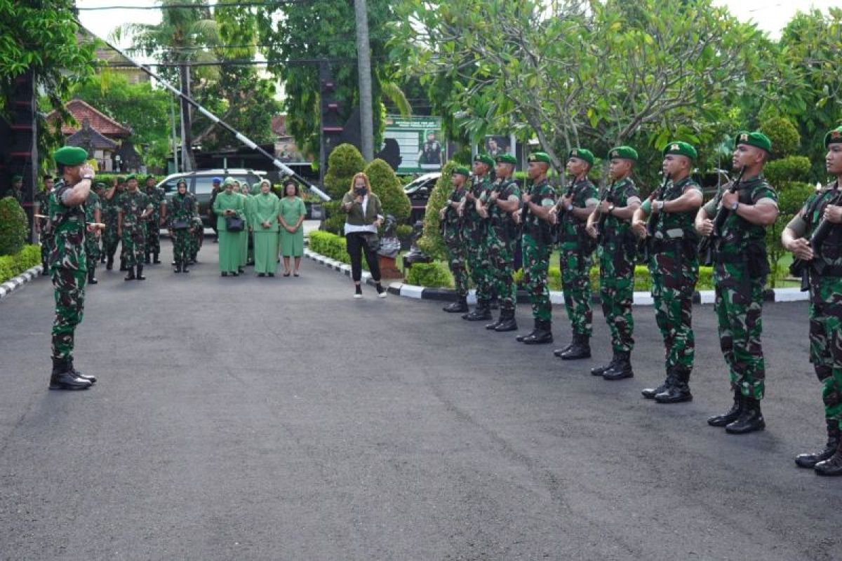 Pangdam Udayana minta prajurit perkuat kesatuan dengan masyarakat