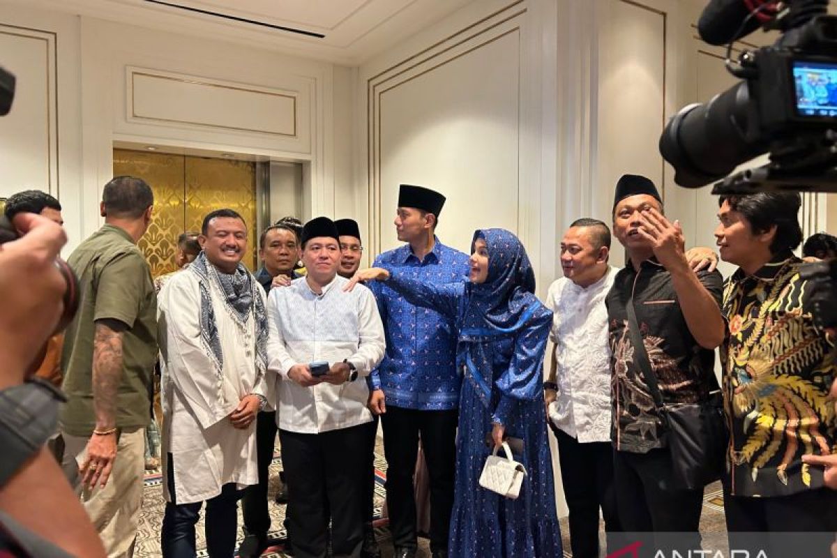 AHY enggan komentari pertemuan Prabowo dengan Surya Paloh