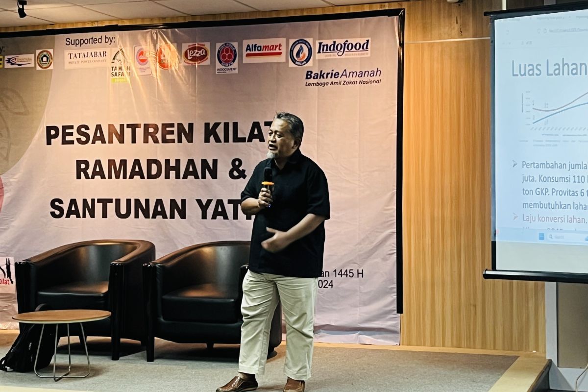 Rektor UNB Bogor sampaikan peran santri untuk program pangan nasional