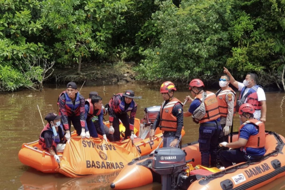 Basarnas Pekanbaru temukan korban jatuh dari Jembatan Siak I