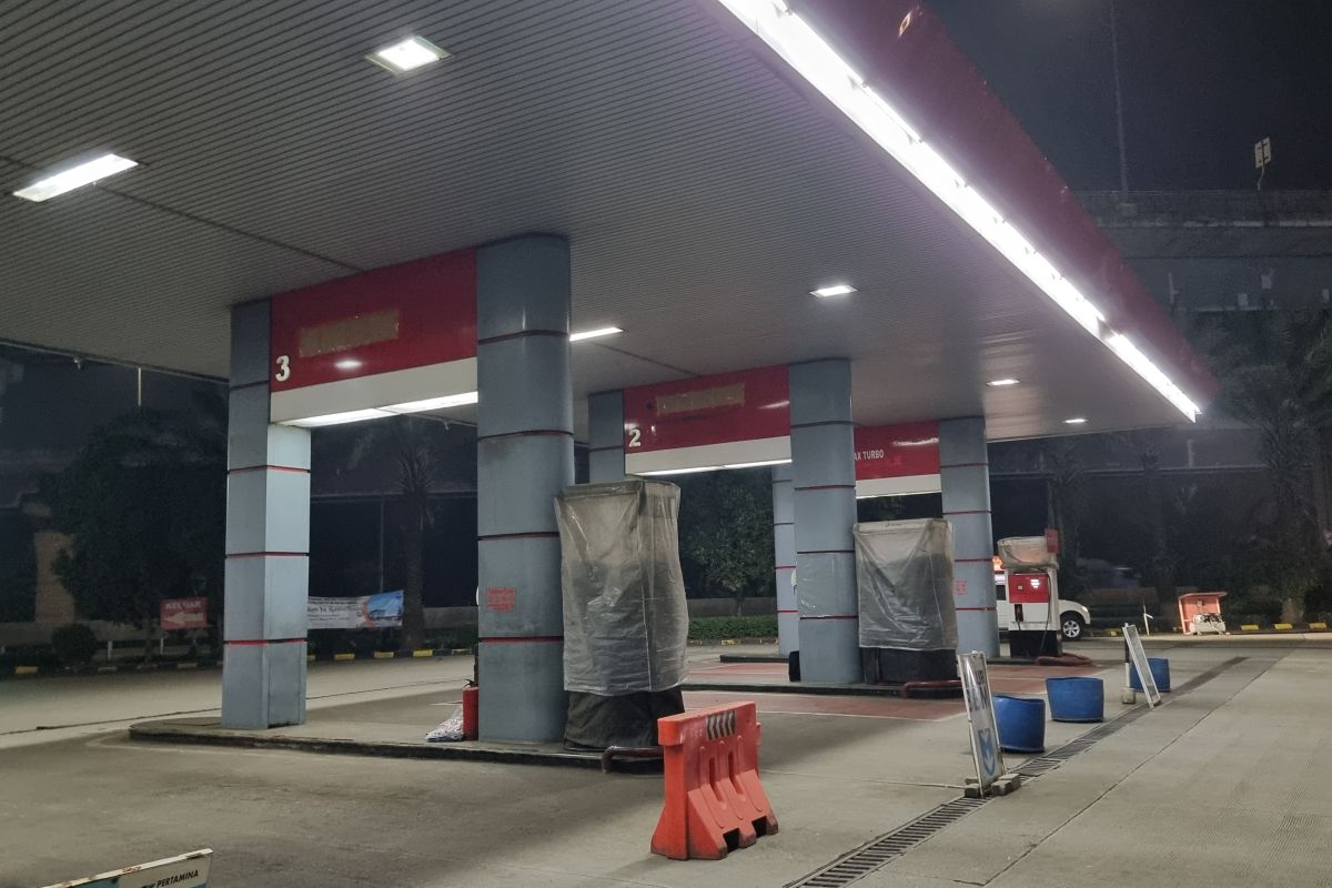 Pertamina kenakan sanksi SPBU di Jalan Tol Japek Rest Area Km 42 Karawang gunakan alat tidak standar