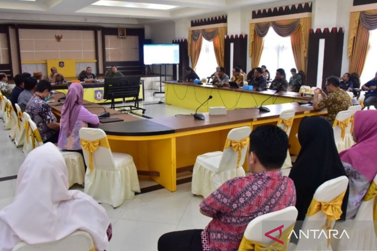 Gubernur Gorontalo tindaklanjut upaya pengendalian inflasi