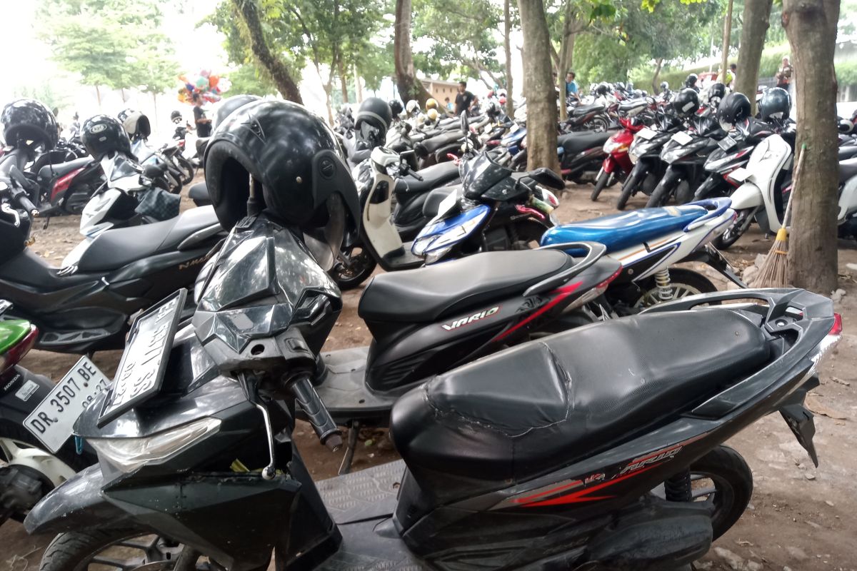 Dishub Mataram tambah personel atasi pelanggaran parkir kendaraan saat Ramadhan