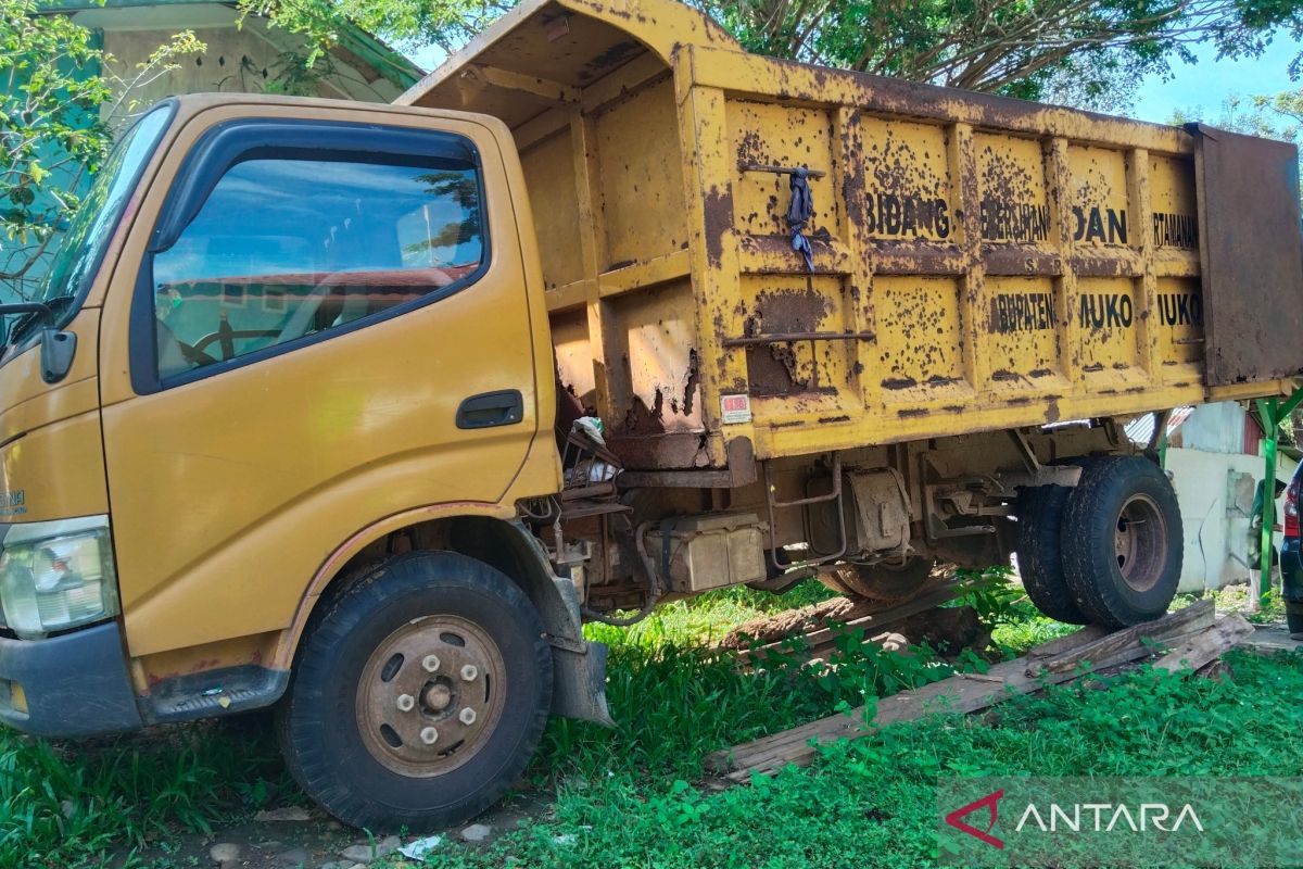 Mukomuko cari solusi untuk THR petugas kebersihan