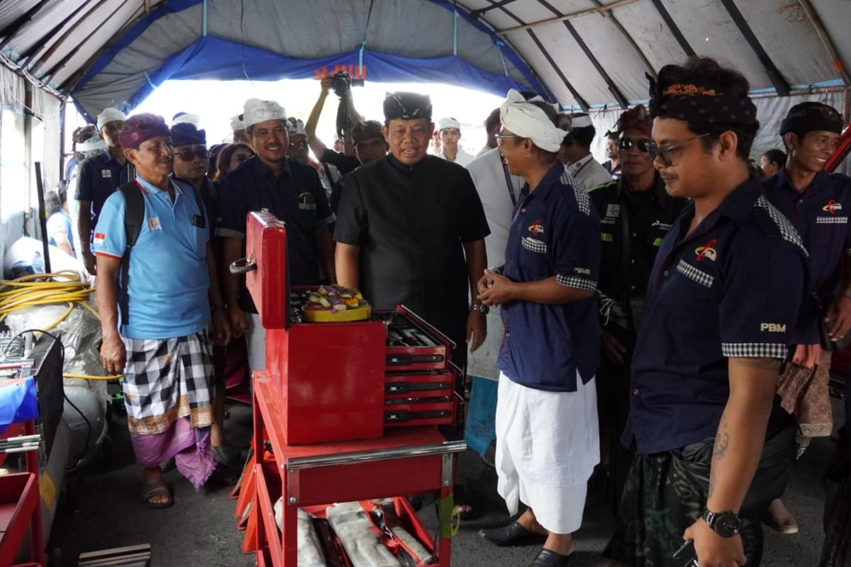 Gubernur Bali buka posko siaga bengkel gratis di Pura Besakih