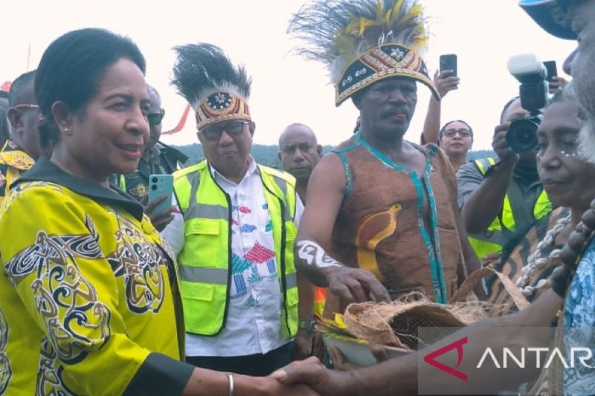 Ketua DAP: Penunjukan Pj Bupati Sofia Bonsapia angkat harkat perempuan Biak