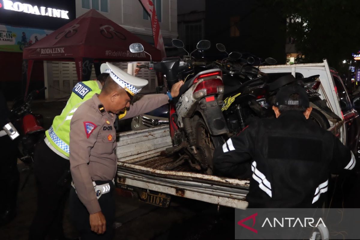 Belasan sepeda motor disita Satlantas Polres Sukabumi Kota