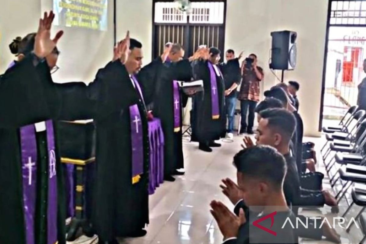 10 warga binaan Lapas Ambon diteguhkan jadi anggota Sidi GPM