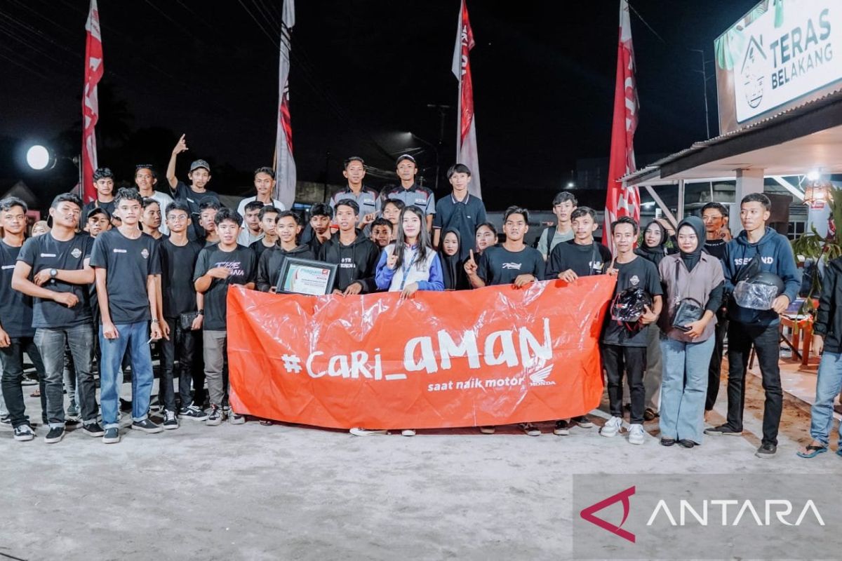 Honda Babel buka bersama sambil #Cari_Aman bersama komunitas motor Honda Belitung