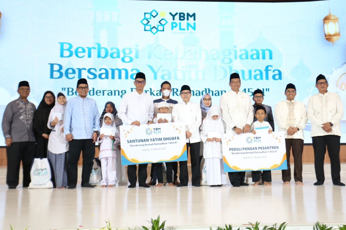 YBMPLN kembali salurkan bantuan ke anak yatim hingga kaum difabel di bulan Ramadhan