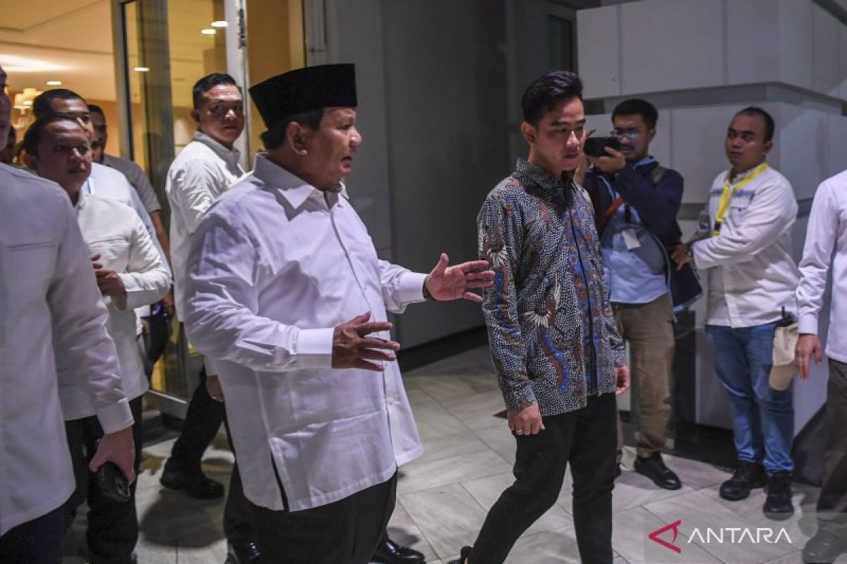 Prabowo bakal tentukan susunan kabinet, Jokowi beri masukan