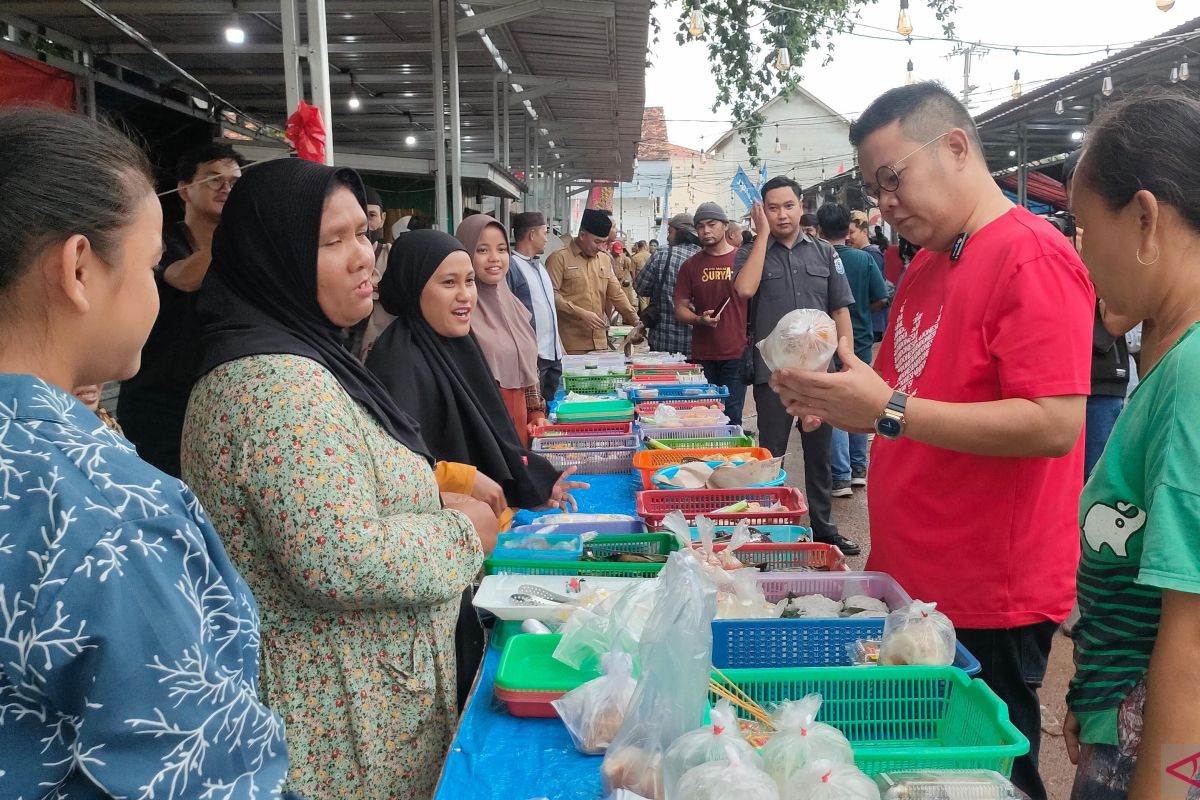 Bangka Selatan gencarkan program borong takjil selama Ramadhan