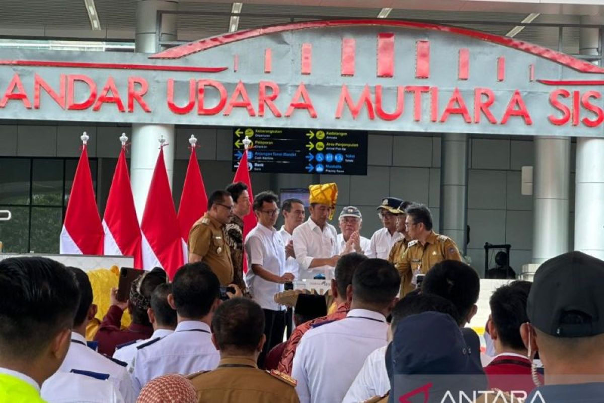 Presiden Jokowi resmikan Bandara Mutiara Sis Al-Jufri di Palu