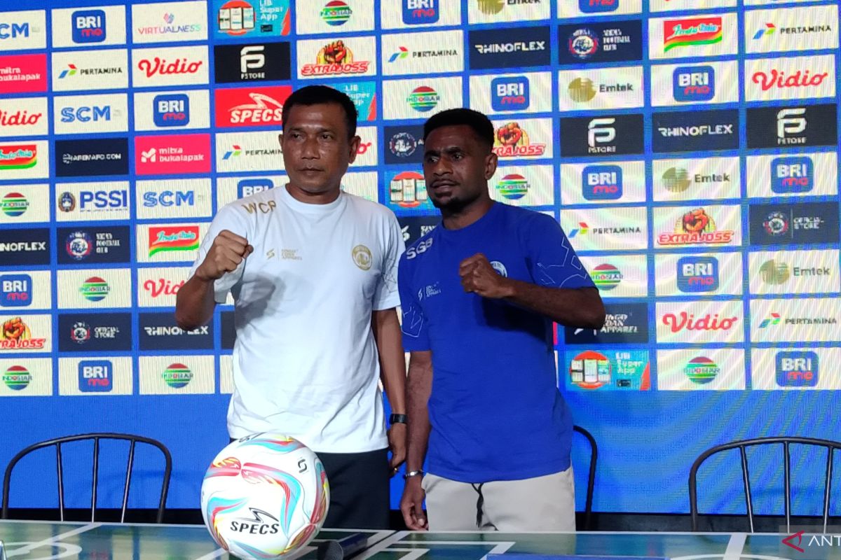 Arema FC siap main ngotot lawan Persebaya Surabaya
