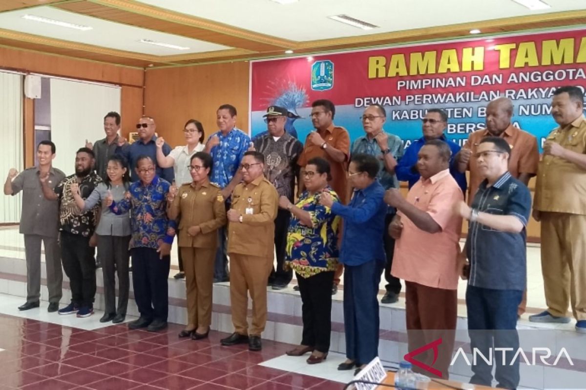 DPRD Biak Numfor minta Pj Bupati lakukan pengadaan mobil pemadam kebakaran